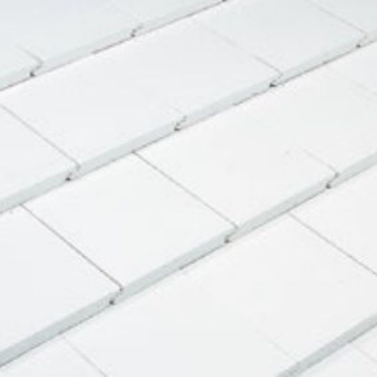 Plantation Smooth Tile with White on White Slurry